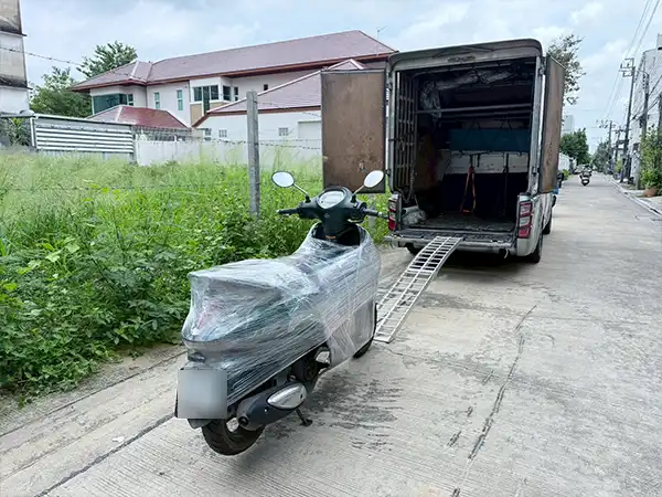 ส่งรถมอเตอร์ไซค์ ไปรษณีย์